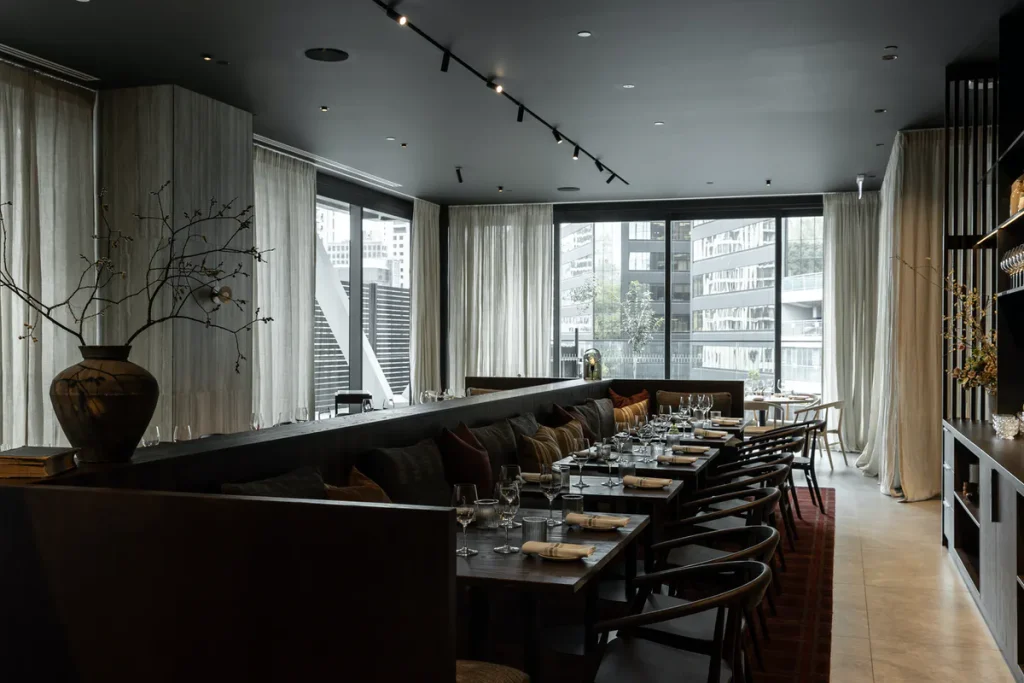 Onslow restaurant dining room